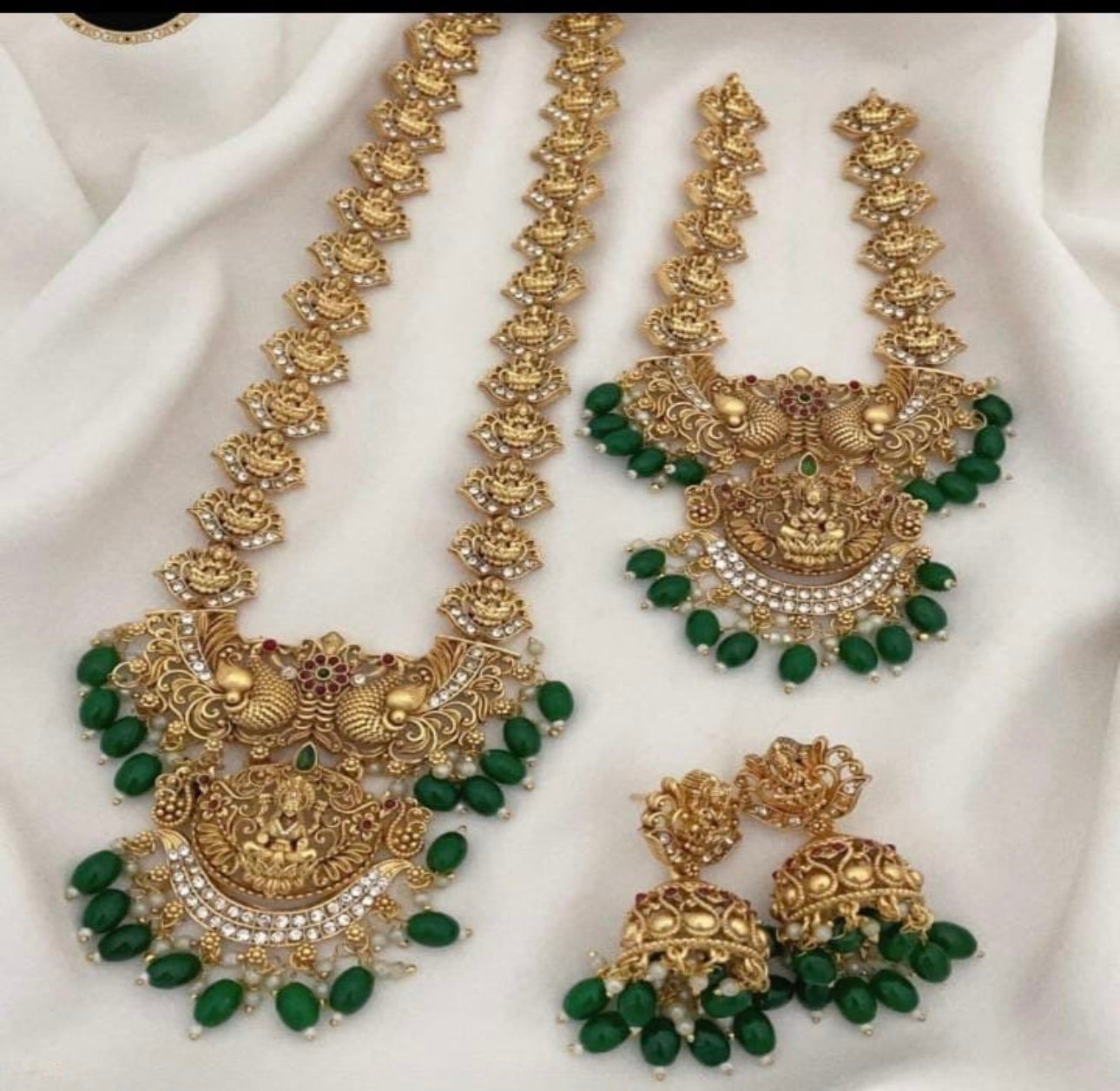Antique Gold Temple Jewelry Set with Green Beads