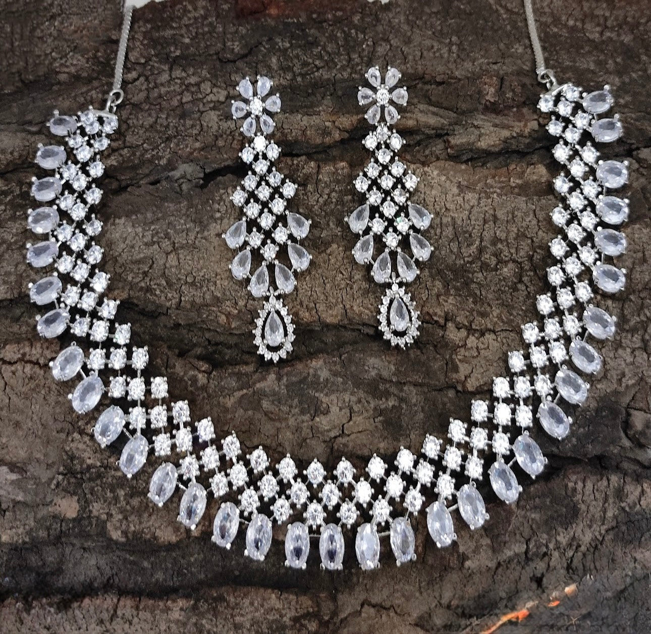 SLN005 | American Diamond Necklace set with silver tone